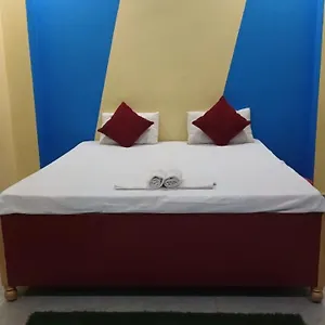 Veda's Grand P.g Guest house
